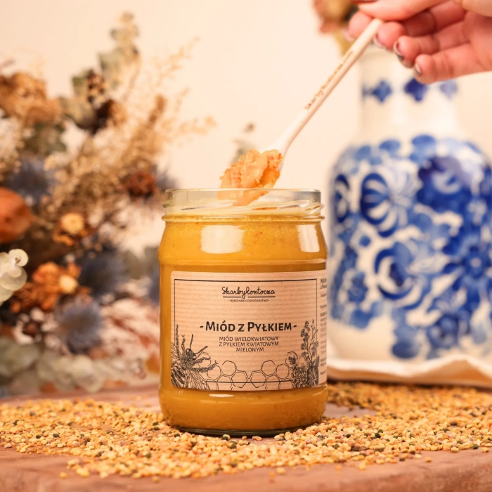 miel au pollen d abeille moulu pot moyen skarby roztocza cuillère produit avant