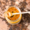 miel avec pain d'abeille grand pot skarby roztocza consistance cuillere2