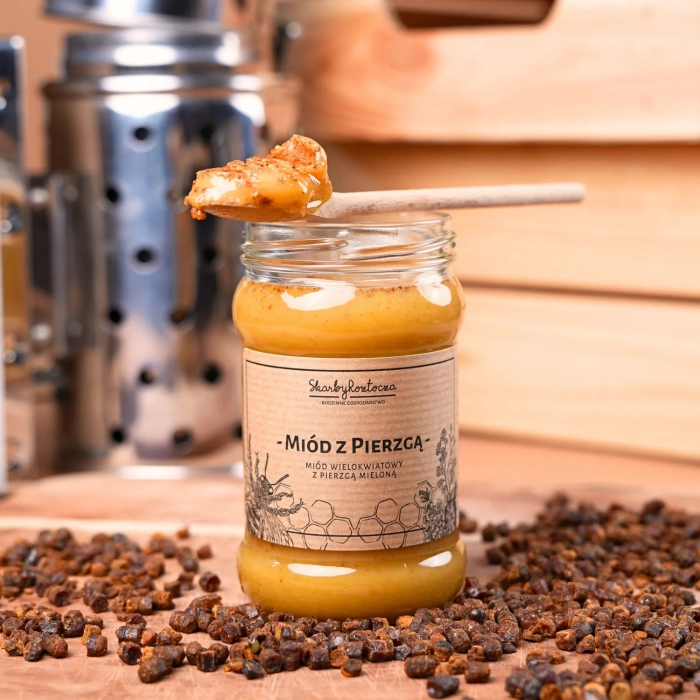 miel au pain d'abeille petit pot skarby roztocza cuillère texture