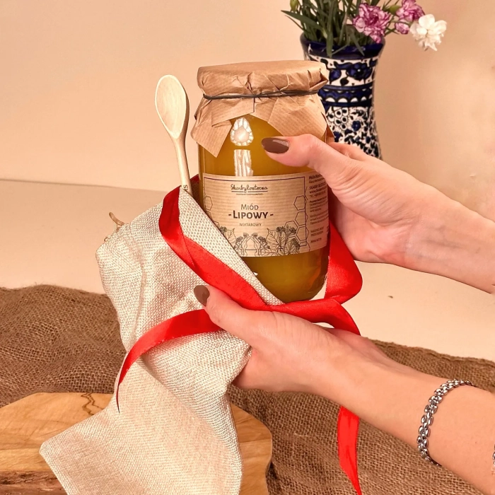 coffret cadeau sac ruban miel trésors de roztocze produit carré tilleul