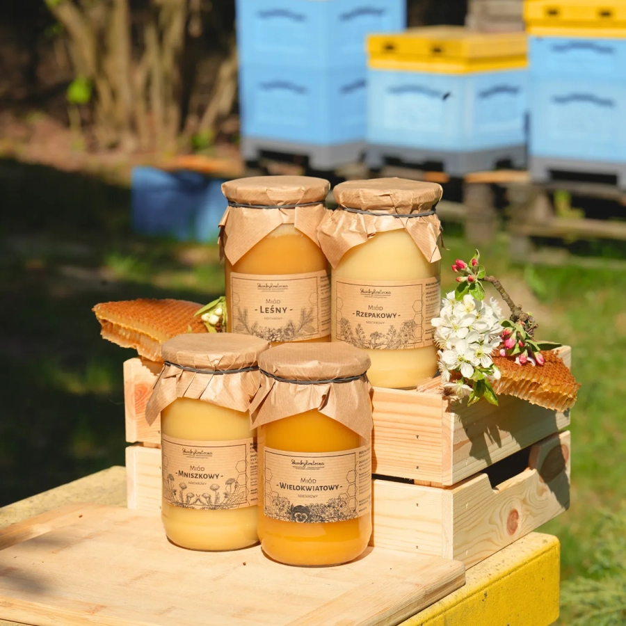 coffret de miels variés 4 grands pots produit ruche