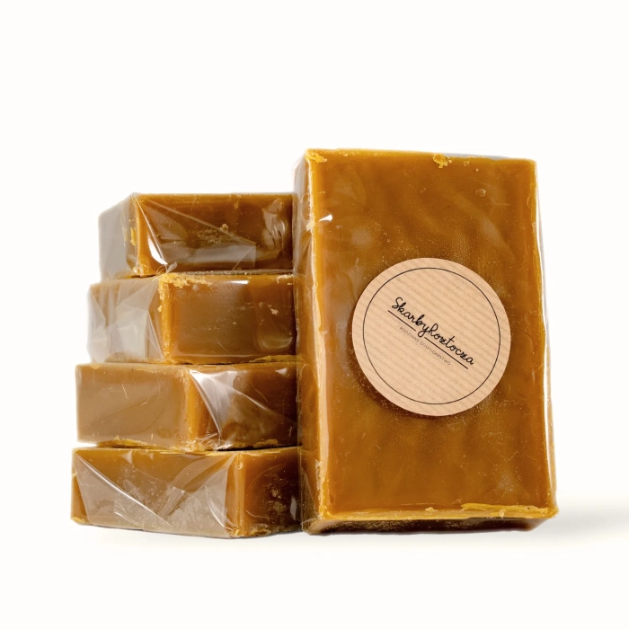 treasures of roztocze wax bars 1 kg white background